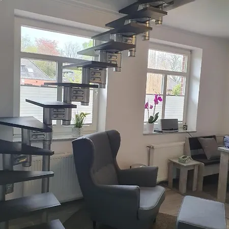 Am Dele Park Apartment *